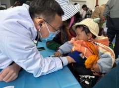 日便为一名左下肢骨折患者开展急诊手术